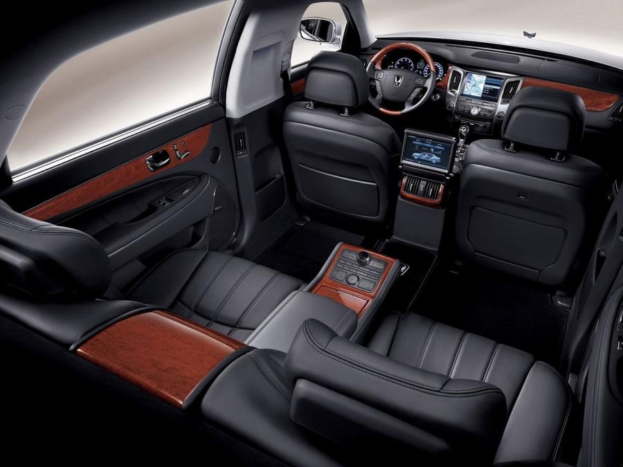  Hyundai Equus Limousine 2009 года  (фото 5 из 6)